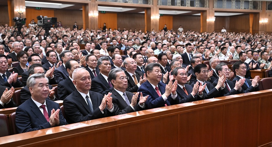 纪念中国人民抗日战争暨世界反法西斯战争胜利80周年文艺晚会《正义必胜》在京隆重举行习近平等出席观看